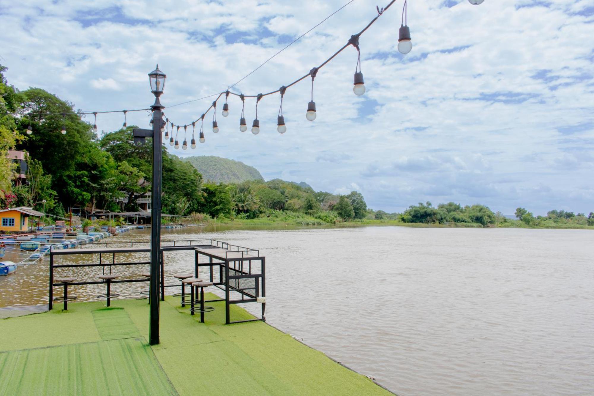 Namsai Resort Kanchanaburi Buitenkant foto