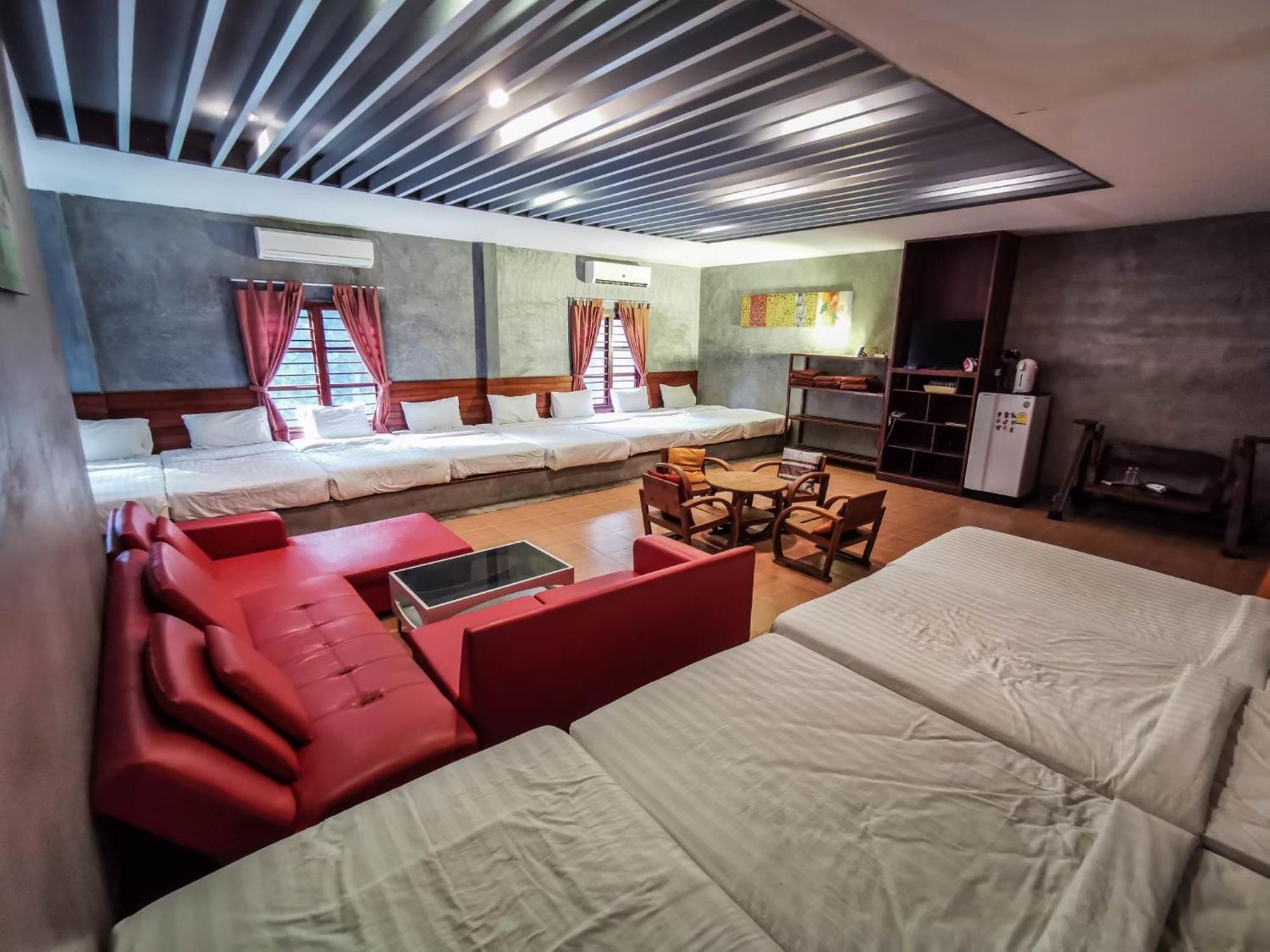 Namsai Resort Kanchanaburi Buitenkant foto